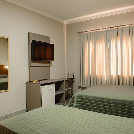 Hotel Trevo Cascavel Extérieur photo